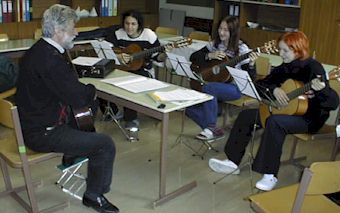gitarre_steffl1_99_00.jpg (19153 Byte)